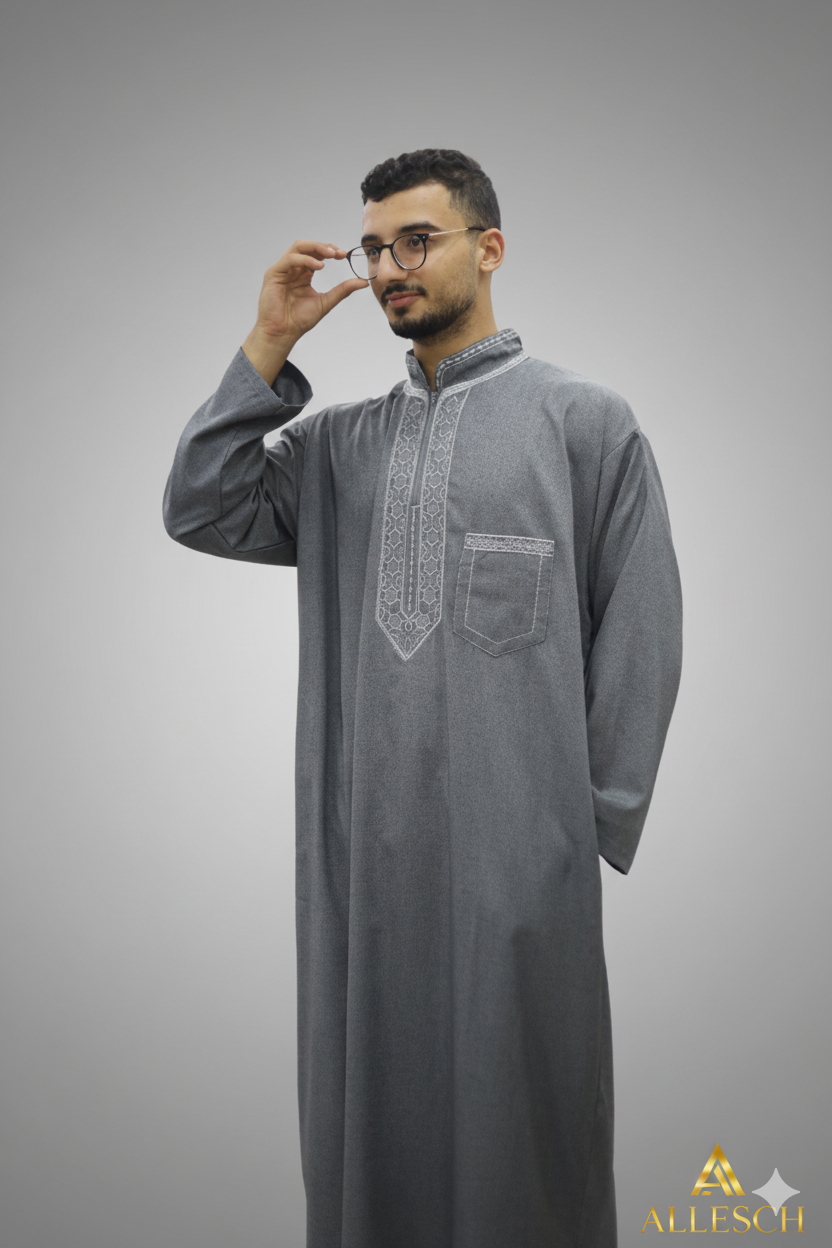 قميص قمراية باليد